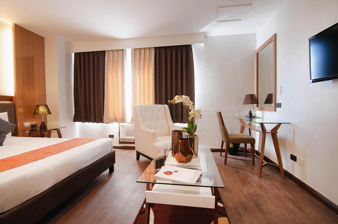 Fernandina 88 Suites Hotel Quezon City Exteriér fotografie