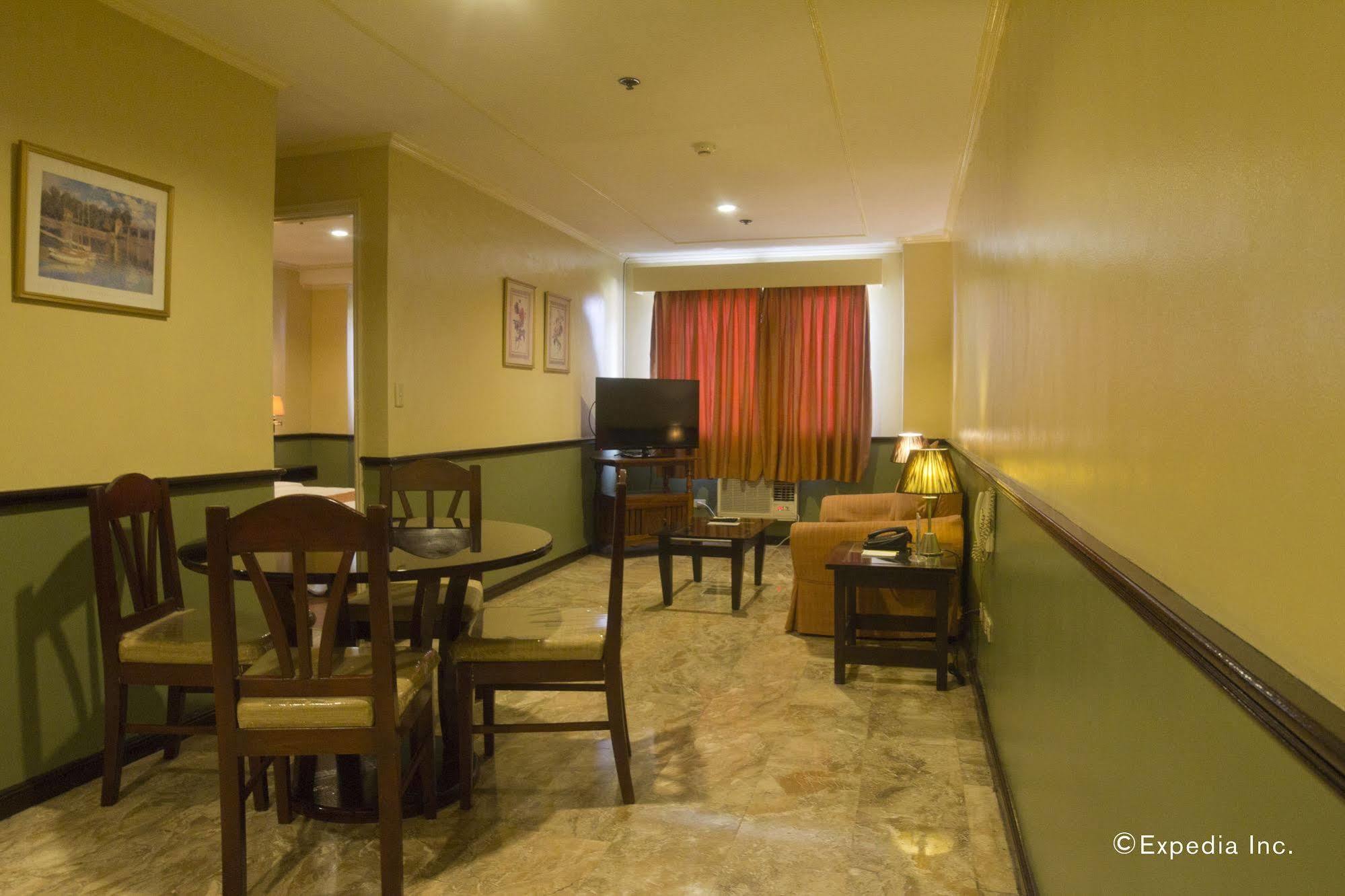 Fernandina 88 Suites Hotel Quezon City Exteriér fotografie